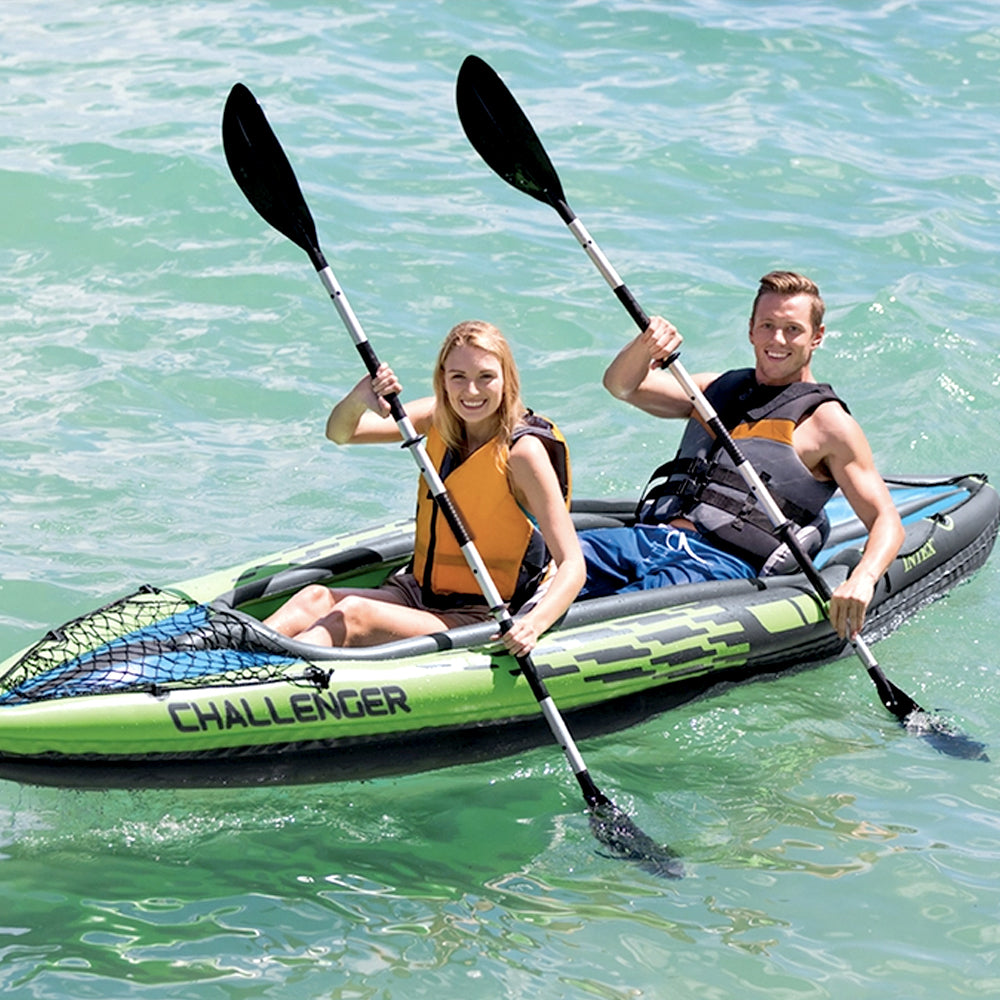 Inflatable kayak included accessories