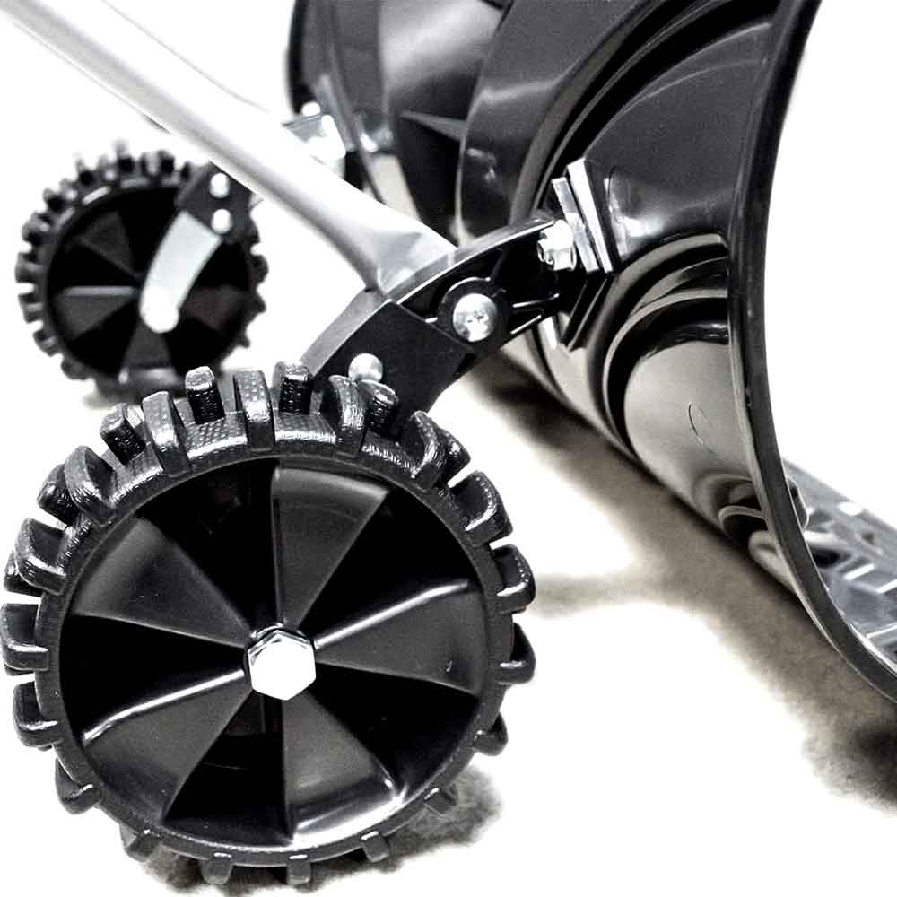 Close-up of the anti-slip wheel on the snow pusher