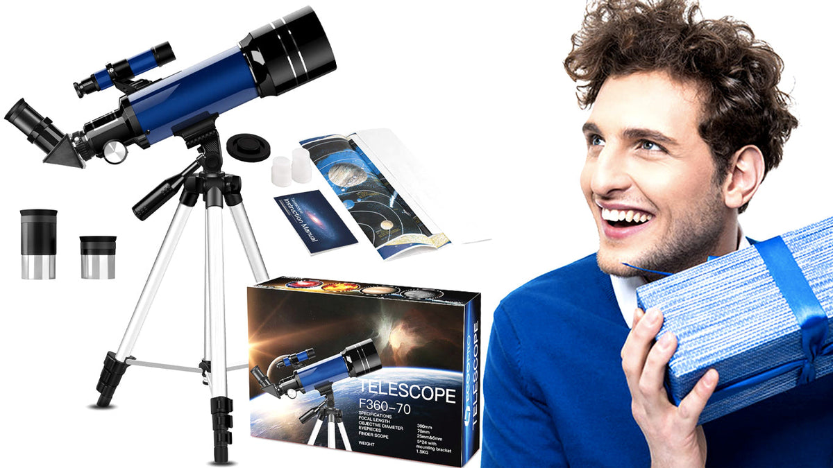 Smiling man with the telescope, its box and accessories