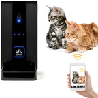Automatic pet feeder with built-in camera, controlled from a phone